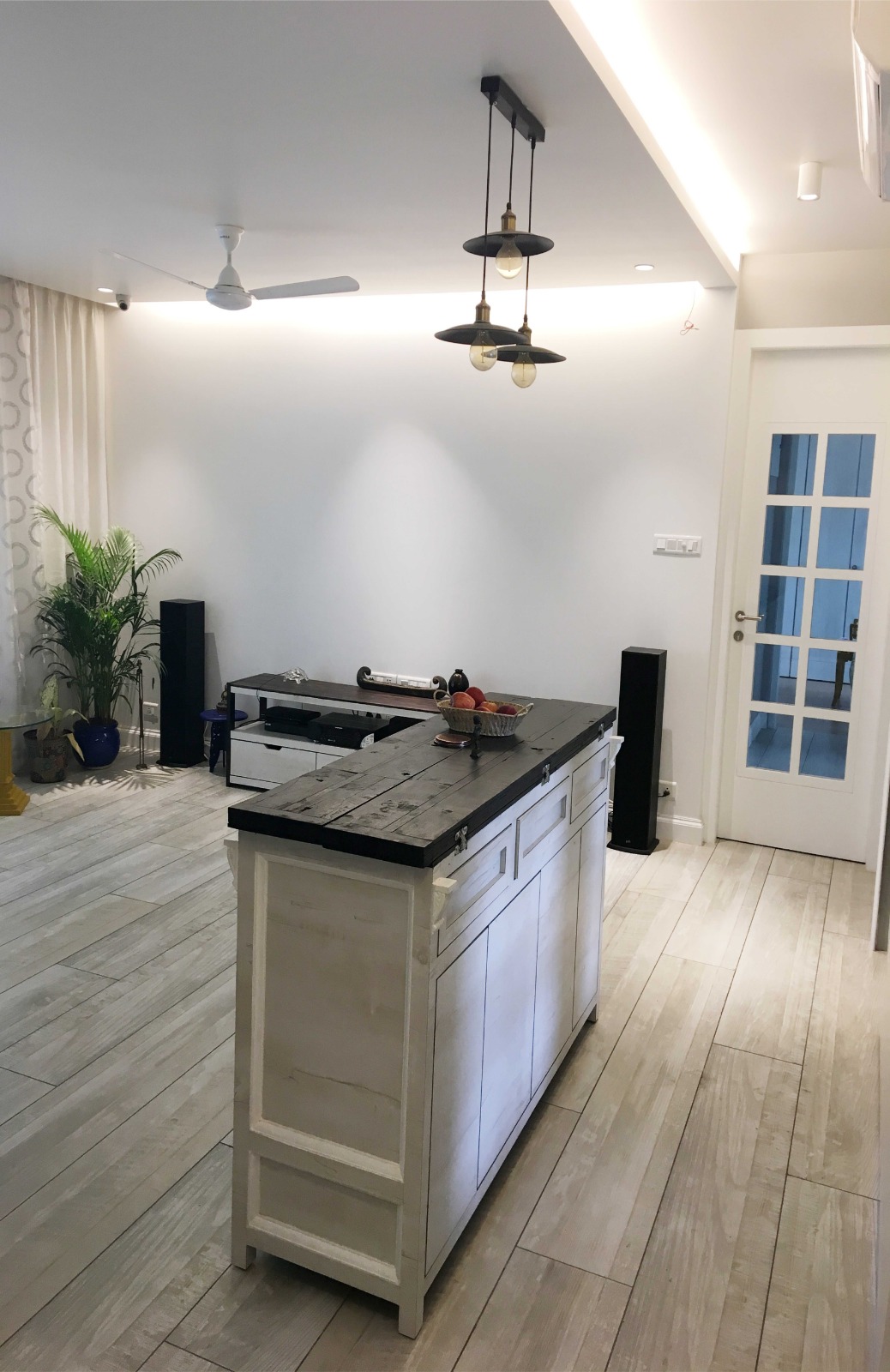 Image hover effect image